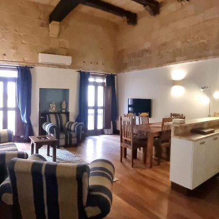 Vallettacharme - 2 Bedrooms Flat In The Heart Of The City Extérieur photo