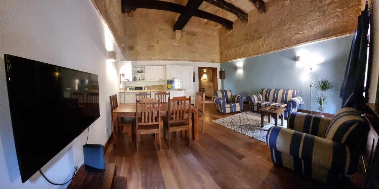Vallettacharme - 2 Bedrooms Flat In The Heart Of The City Extérieur photo
