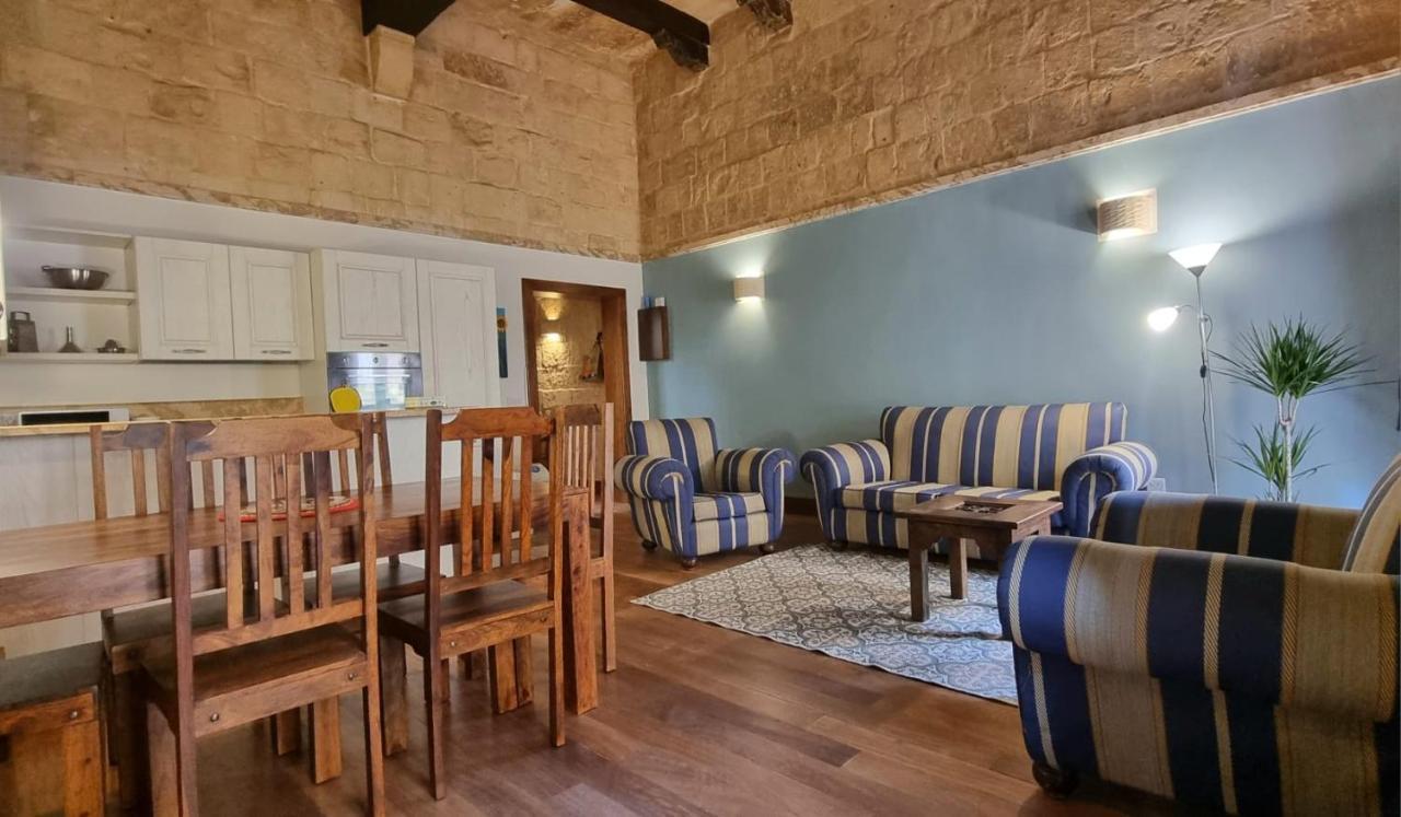 Vallettacharme - 2 Bedrooms Flat In The Heart Of The City Extérieur photo