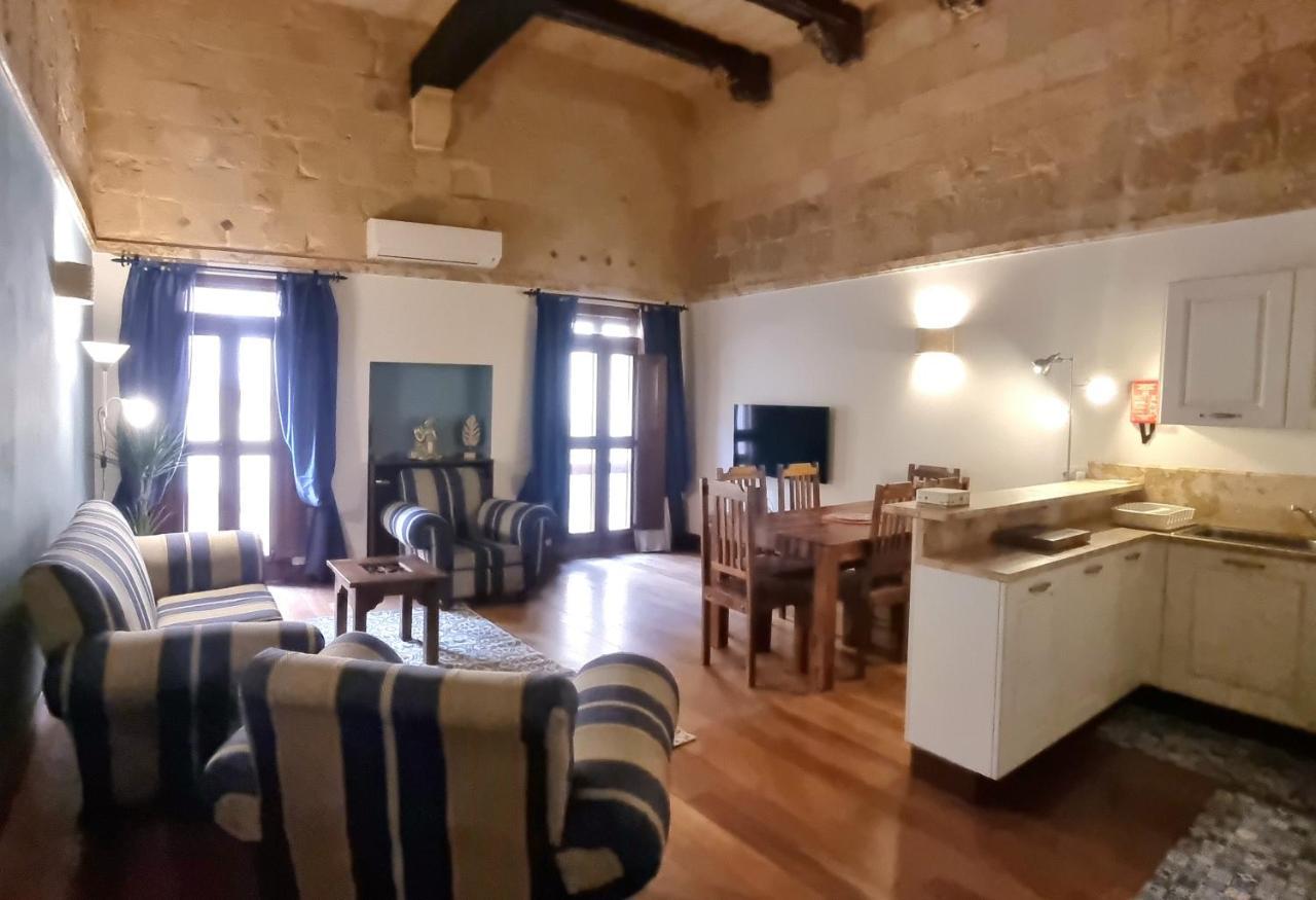 Vallettacharme - 2 Bedrooms Flat In The Heart Of The City Extérieur photo
