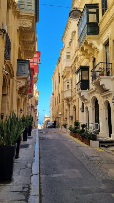 Vallettacharme - 2 Bedrooms Flat In The Heart Of The City Extérieur photo